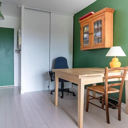 Balcon Avec Parking Securise Lägenhet